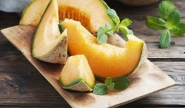 吃哈密瓜可以吃黄瓜吗,同食相宜的夏日美味搭配