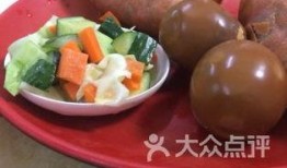 新疆围炉吃瓜,围炉吃瓜，共享夏日清凉时光