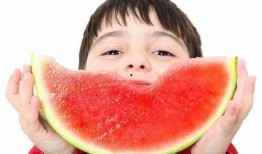 东方甄选七七吃瓜,揭秘东方甄选背后的娱乐风云