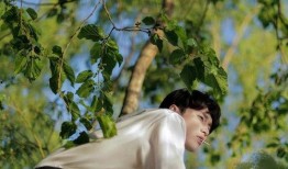 白衣吃瓜少年,揭秘娱乐圈幕后风云