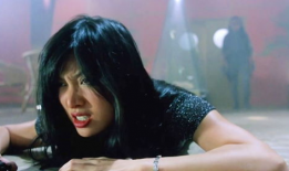 吃瓜看戏欧美美女,吃瓜看戏，时尚潮流的引领者