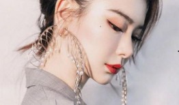 吃瓜中性风女,轻松解锁时尚与趣味