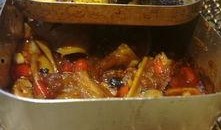 烤肉闺蜜吃瓜,一起吃瓜，共享欢乐时光