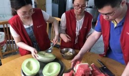吃瓜挑战老奶奶,老奶奶的智慧与传承