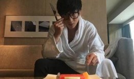 薛之谦吃瓜图片,娱乐圈风云再起