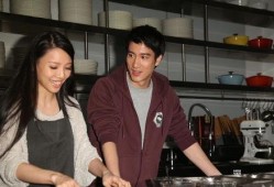 李靓蕾事件网友吃瓜