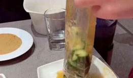 新乡海底捞吃瓜