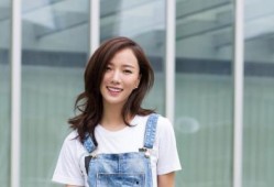 吃瓜中性风女,轻松解锁时尚与趣味