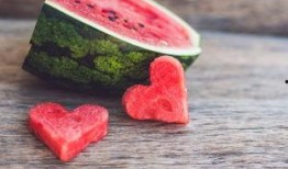 轻心吃瓜,揭秘娱乐圈幕后故事