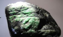 富婆翡翠吃瓜视频