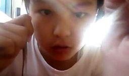 形容女汉子吃瓜,辣味十足，笑料连连