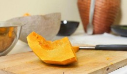 吃瓜怎么保存瓜壳不发霉,如何防止吃瓜后瓜壳发霉